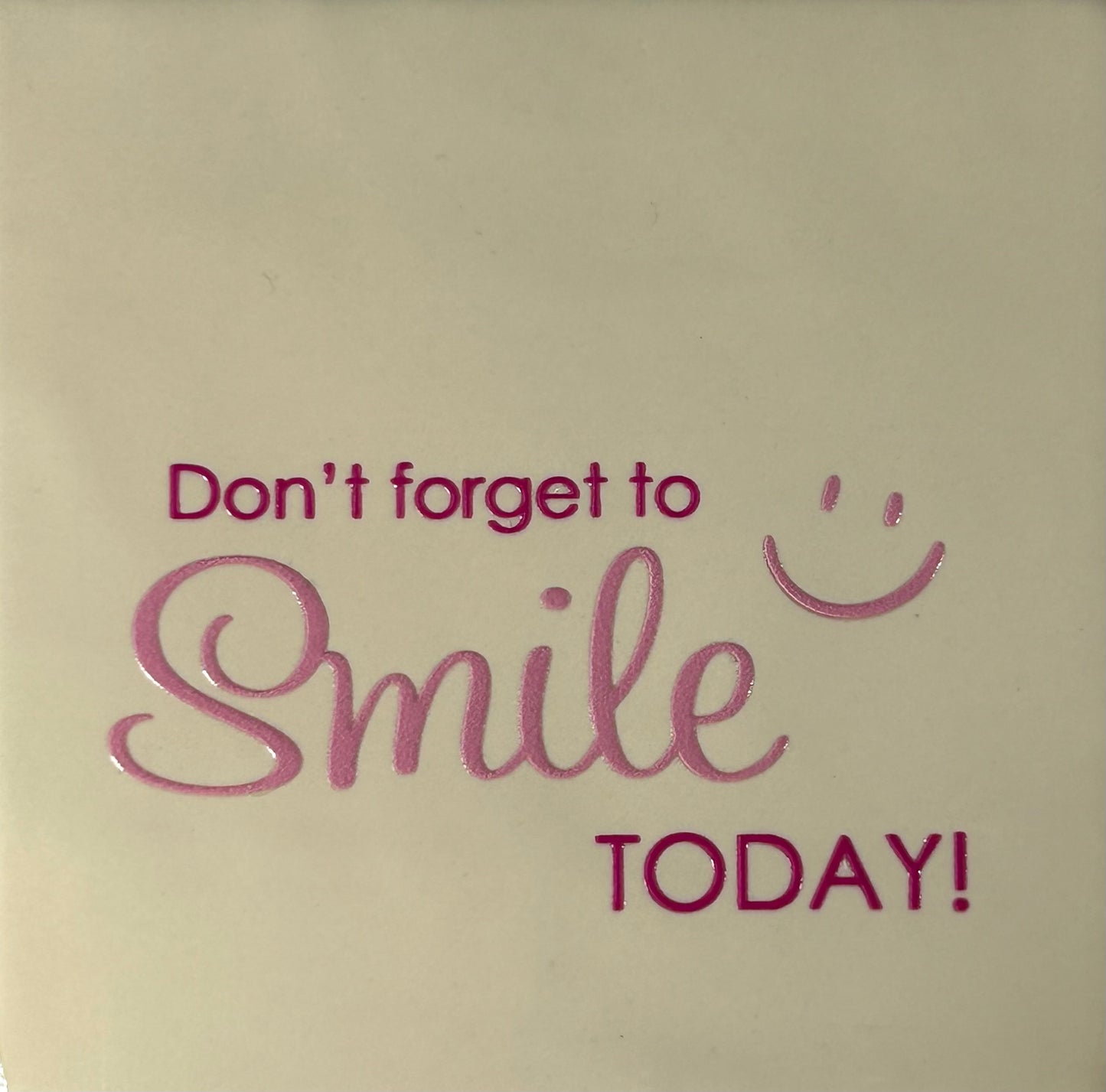 Quote tegeltje 'don't forget to smile' creme/roze (warmroze)