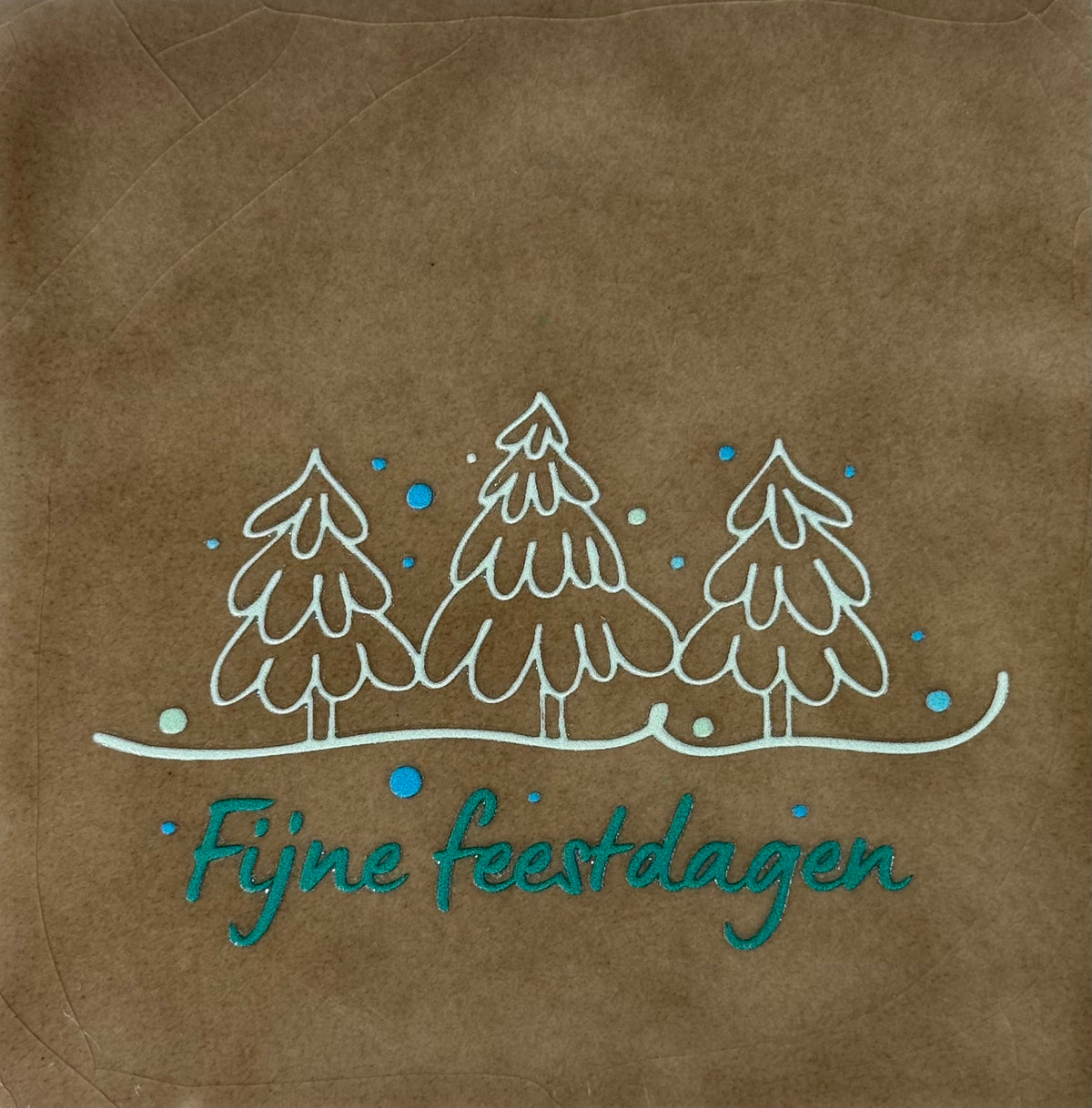 Quote tegeltje 'fijne feestdagen 3 bomen' taupe/combi 10