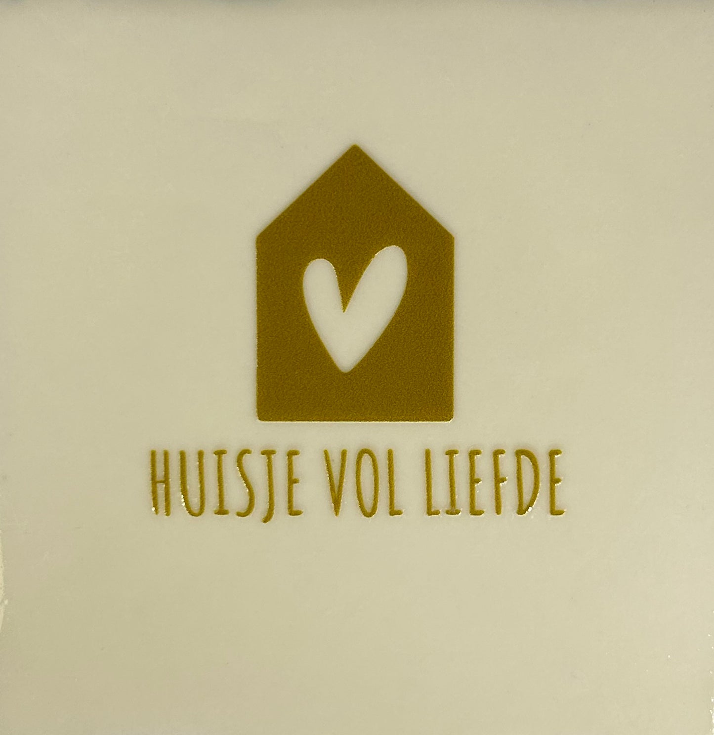 Quote tegeltje 'Huisje vol liefde' creme/goud