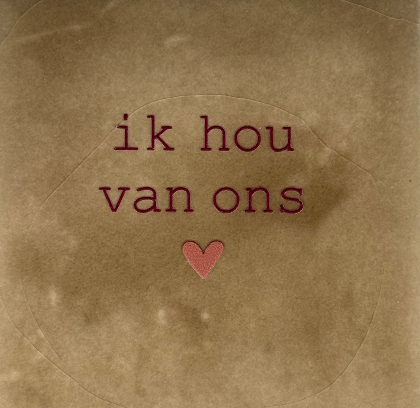 Quote tegeltje 'ik hou van ons' taupe/cherry(taupe)