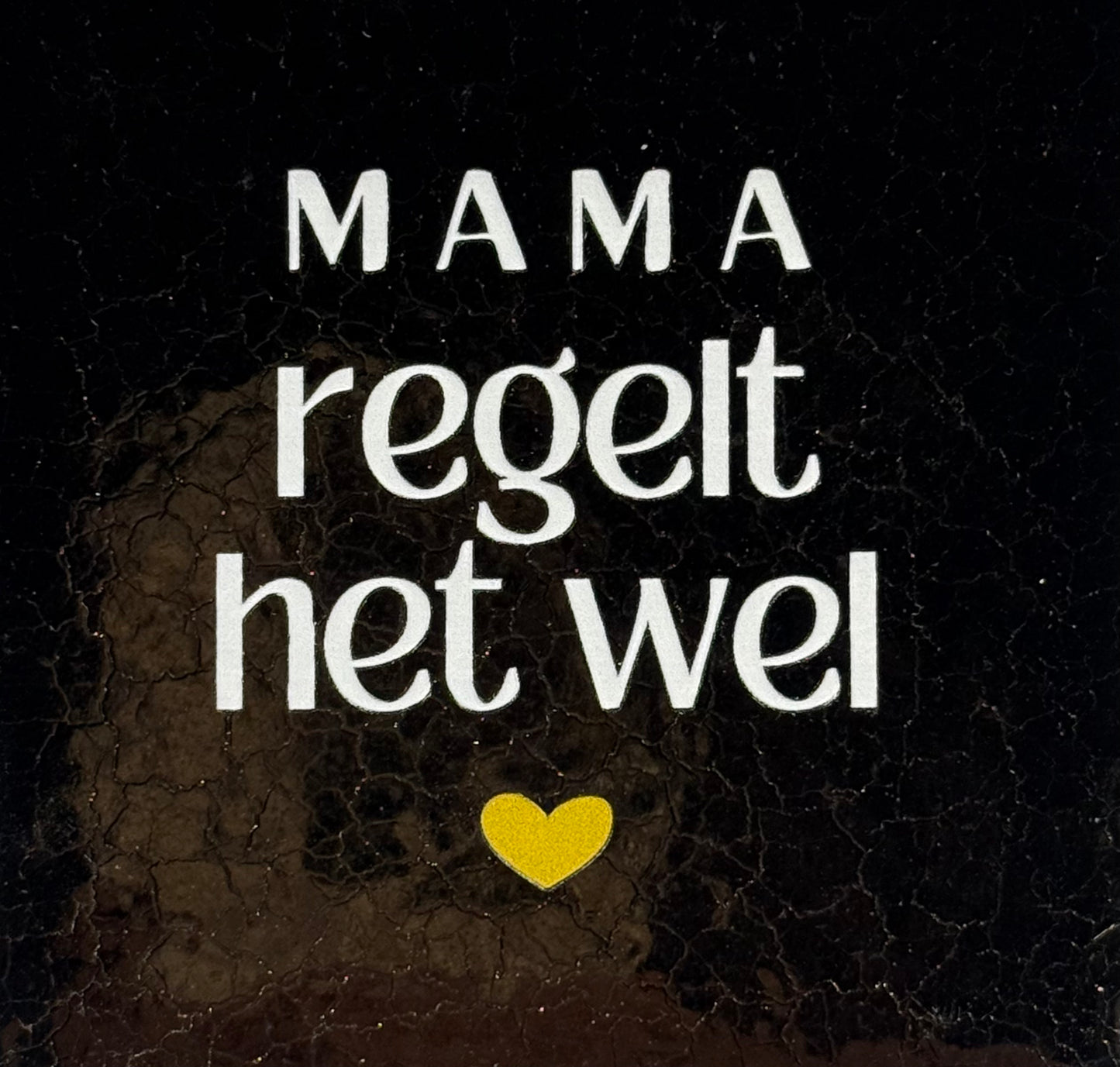 Quote tegeltje 'mama regelt het wel' goud/creme(goud)