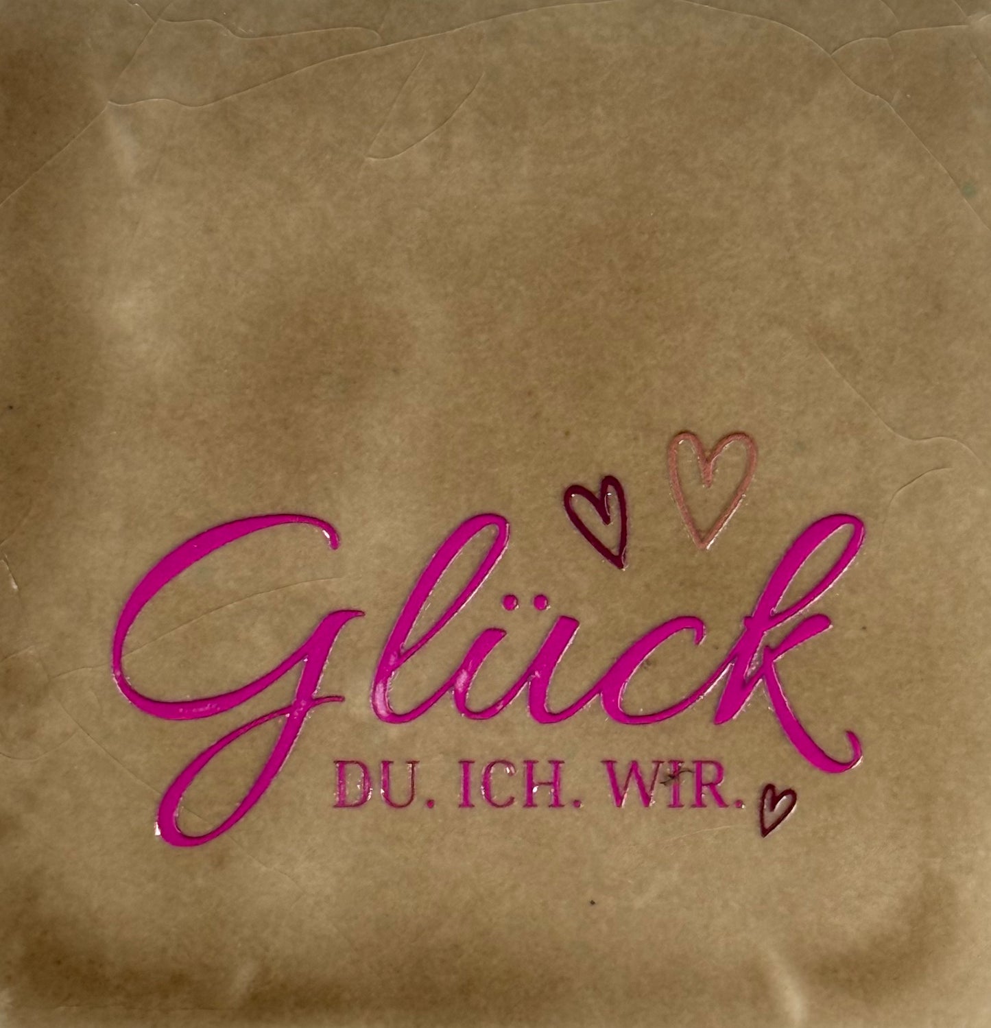 Quote tegeltje 'glück du ich wir' taupe/knalroze(taupe-cherry)