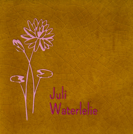 Quote tegeltje 'geboortetegel juli' oker/warmroze(knalroze)