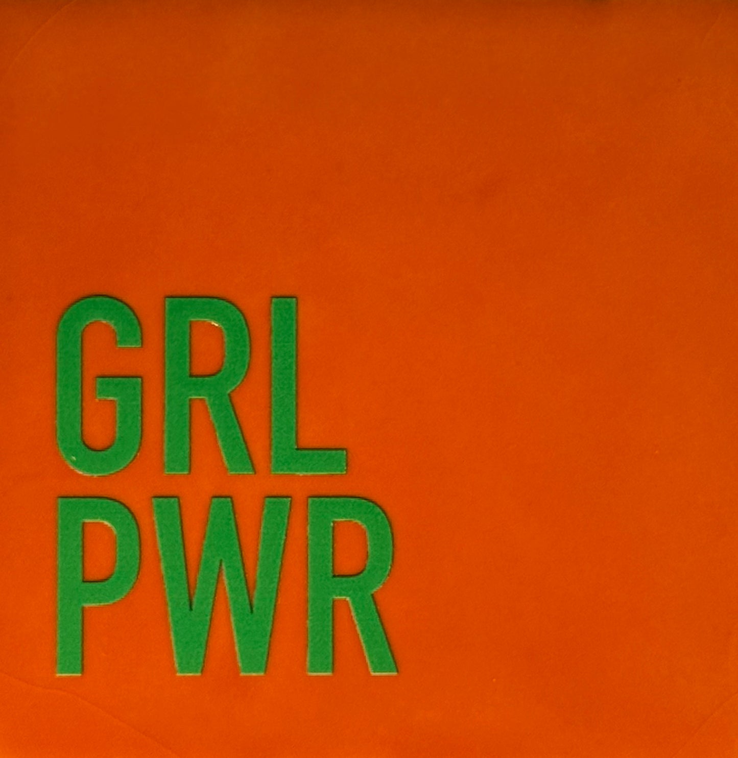 Quote tegeltje 'GRL PWR' oranje/knalgroen