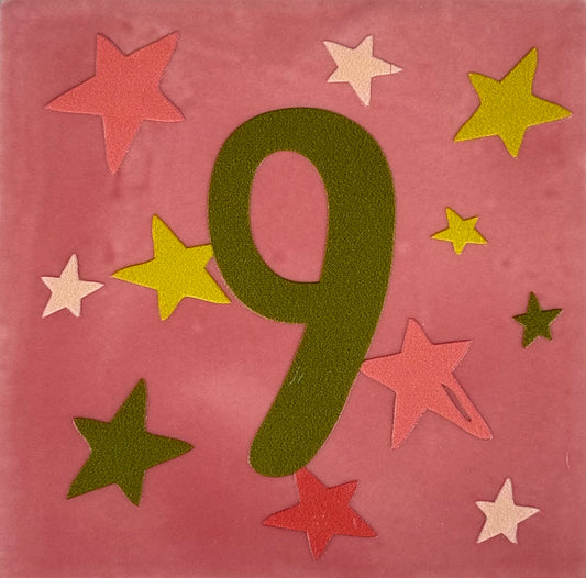Quote tegeltje 'Getal 9' roze/olijf
