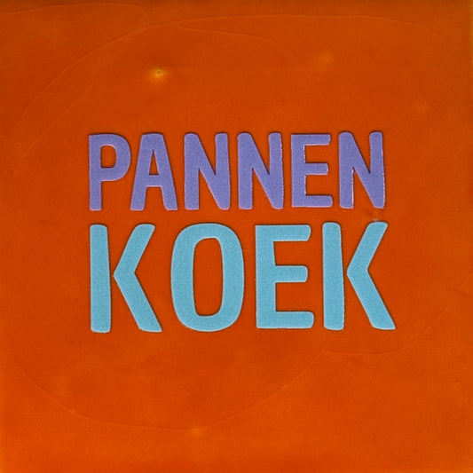 Quote tegeltje 'pannenkoek' oranje/lila(warmblauw)