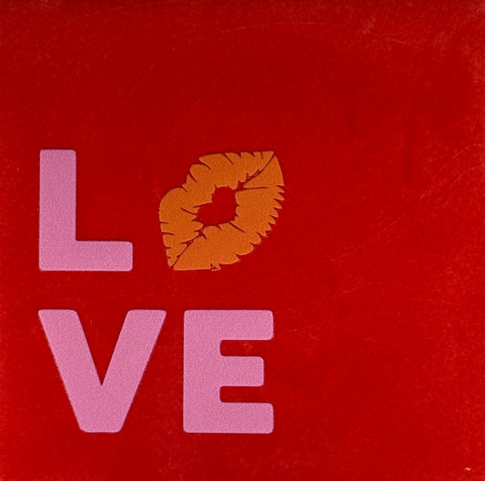 Quote tegeltje 'love(kusje)' rood/warmroze(oranje)