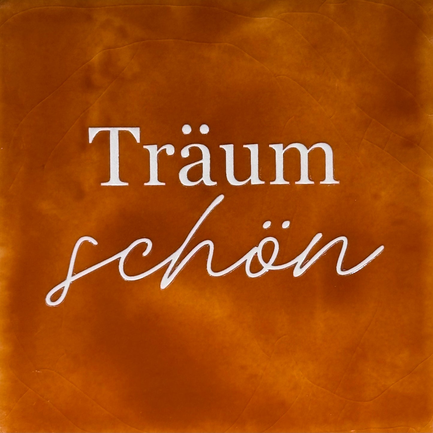 Quote tegeltje 'Träum schön' terra/creme