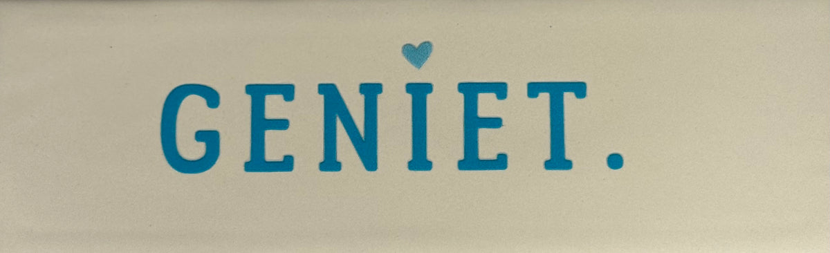 Quote tegeltje DO 'geniet' creme/felblauw(warmblauw)