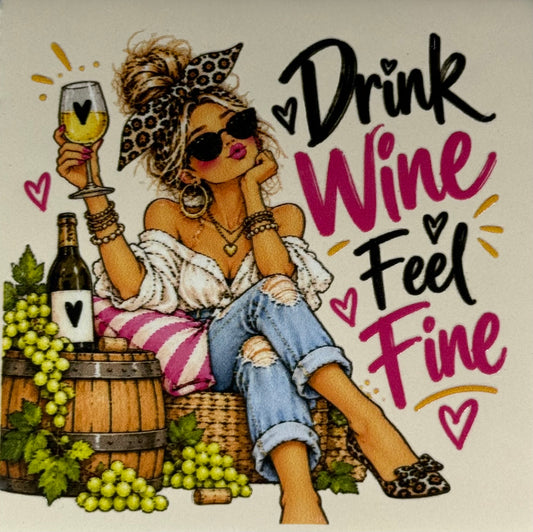 Quote tegeltje 'FUNNY drink wine feel fine' creme/multi