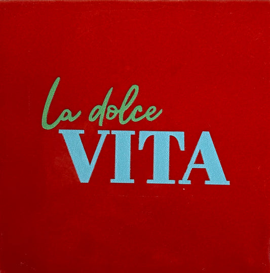 Quote tegeltje 'la dolce vita' rood/warmblauw